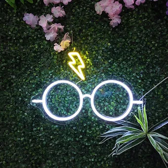 Potter glasses with lightning bolt